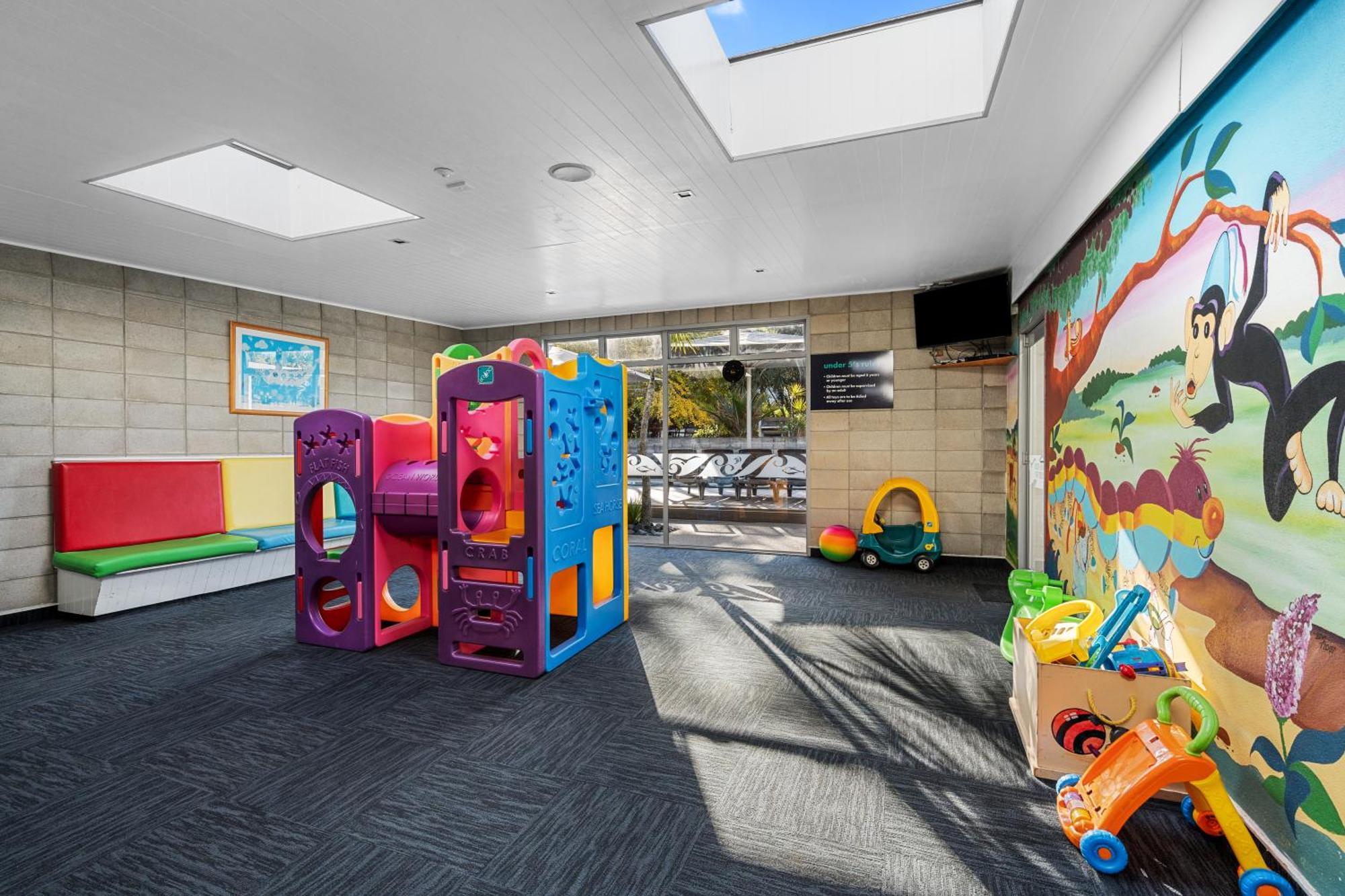Tasman Holiday Parks - Waihi Beach Kültér fotó The Children's Hospital at the Mater Hospital