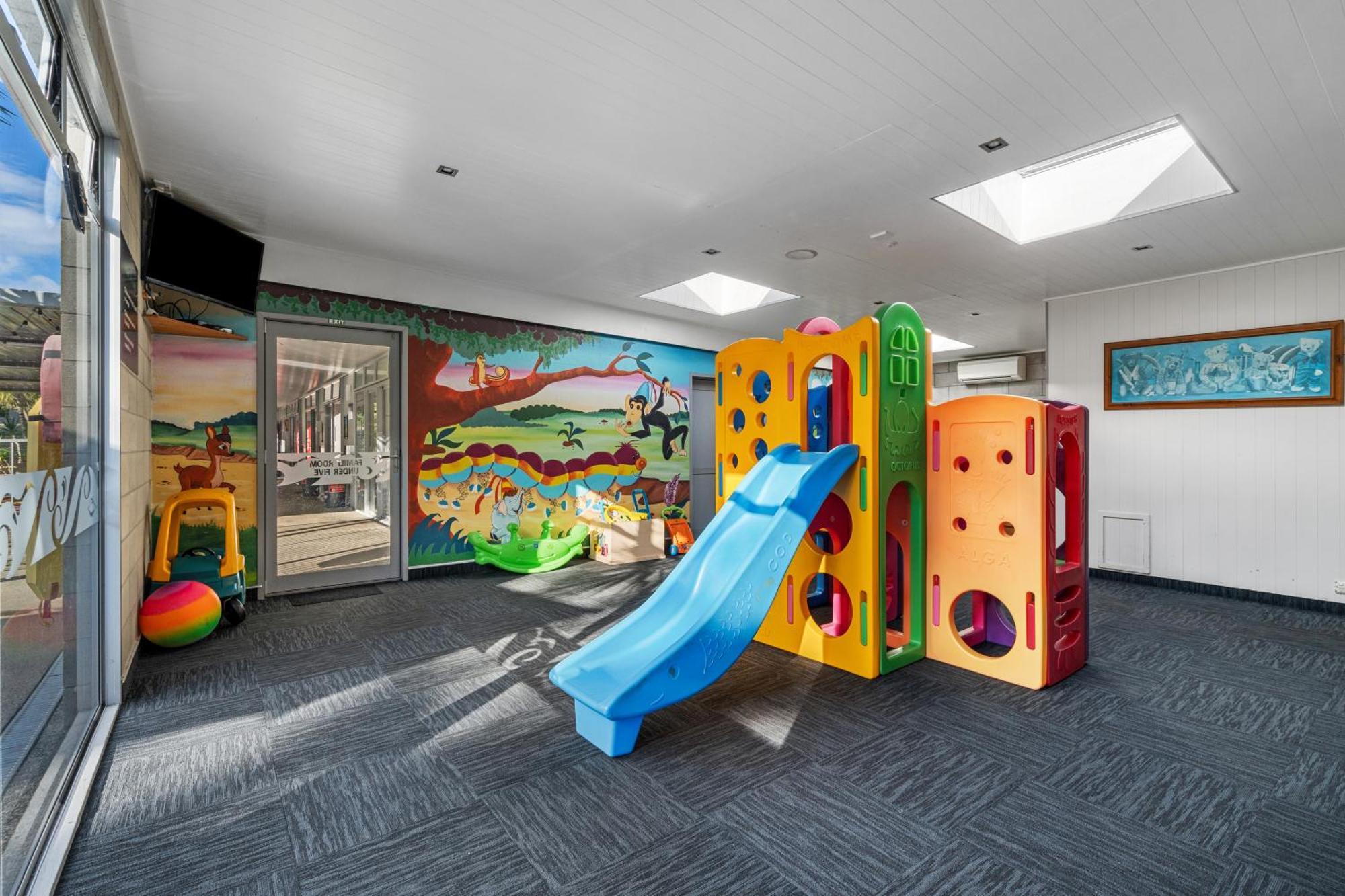Tasman Holiday Parks - Waihi Beach Kültér fotó The Children's Hospital at Westmead