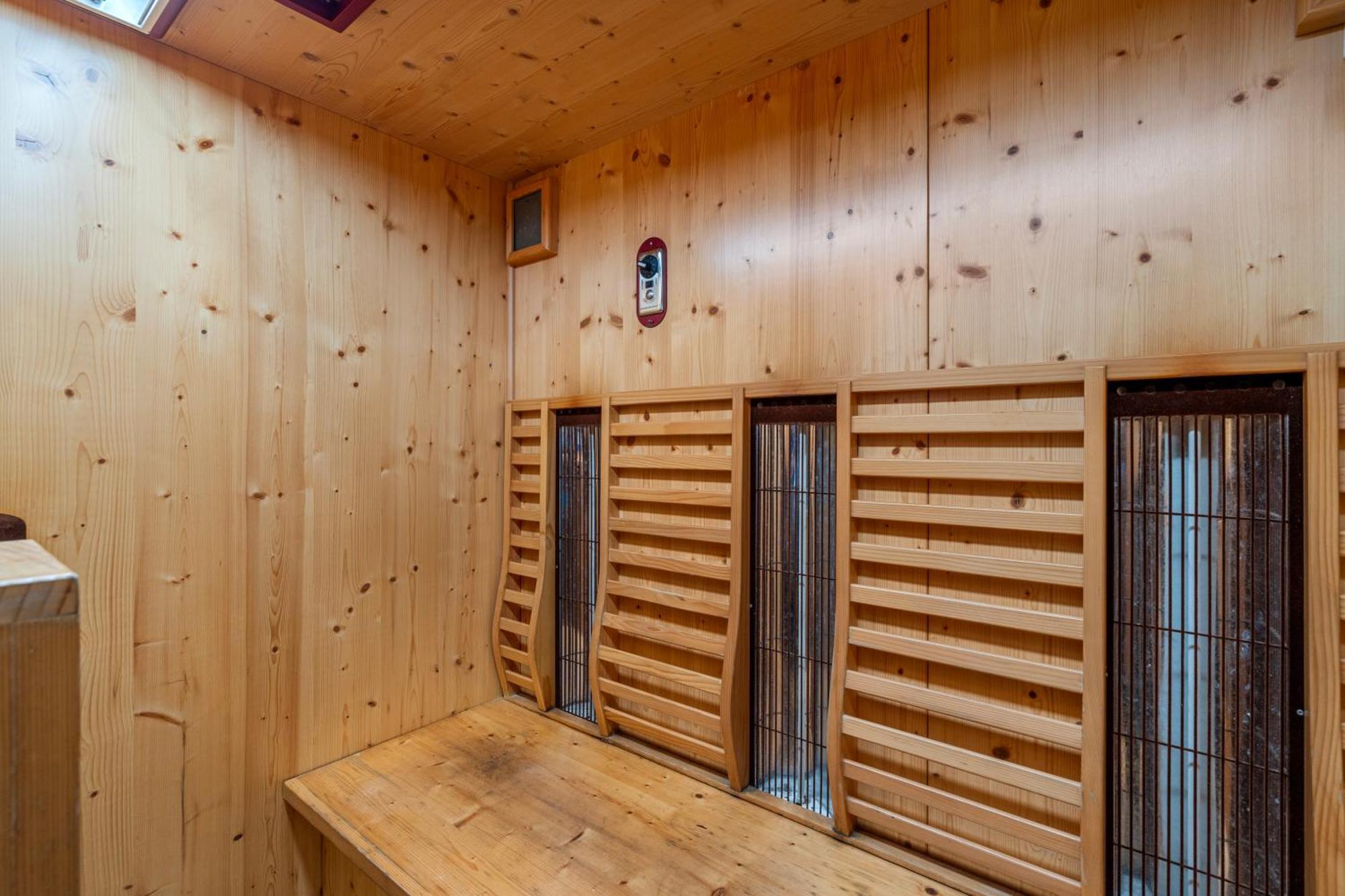 Tasman Holiday Parks - Waihi Beach Kültér fotó A modern dry sauna